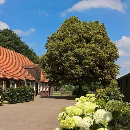 Boeren Burgers Buitenlui Bed & Breakfast