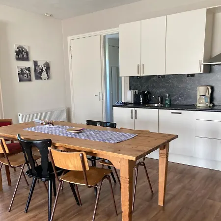 Bed & Breakfast Boeren Burgers Buitenlui